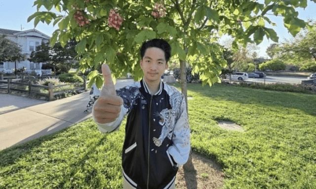 3岁获逾百间大学录取收300万奖学金。瓦力娱乐棋牌美籍亚裔男孩有望创纪录1