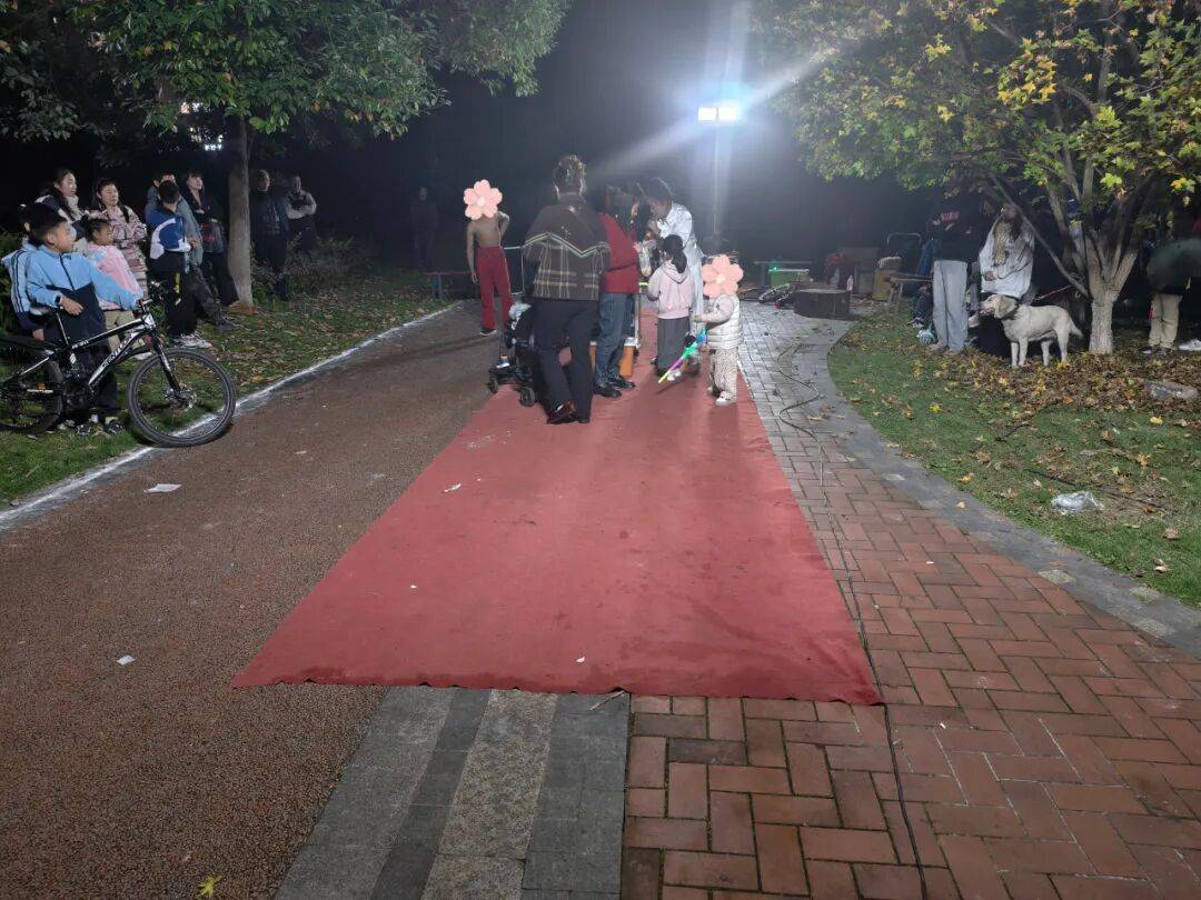 是套路！千万不要围观！瓦力棋牌多地已出现！全(图2)